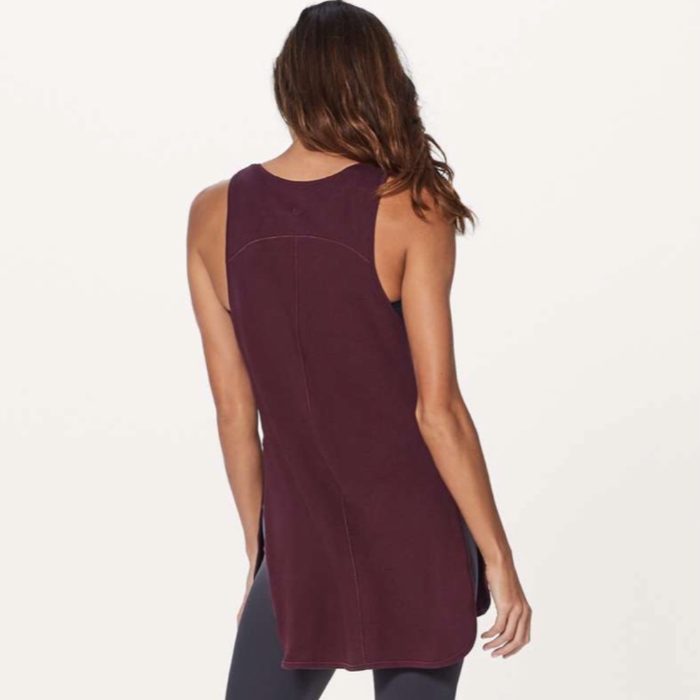 Lululemon / Long Split Hem Side Story Tank Top / Size 6